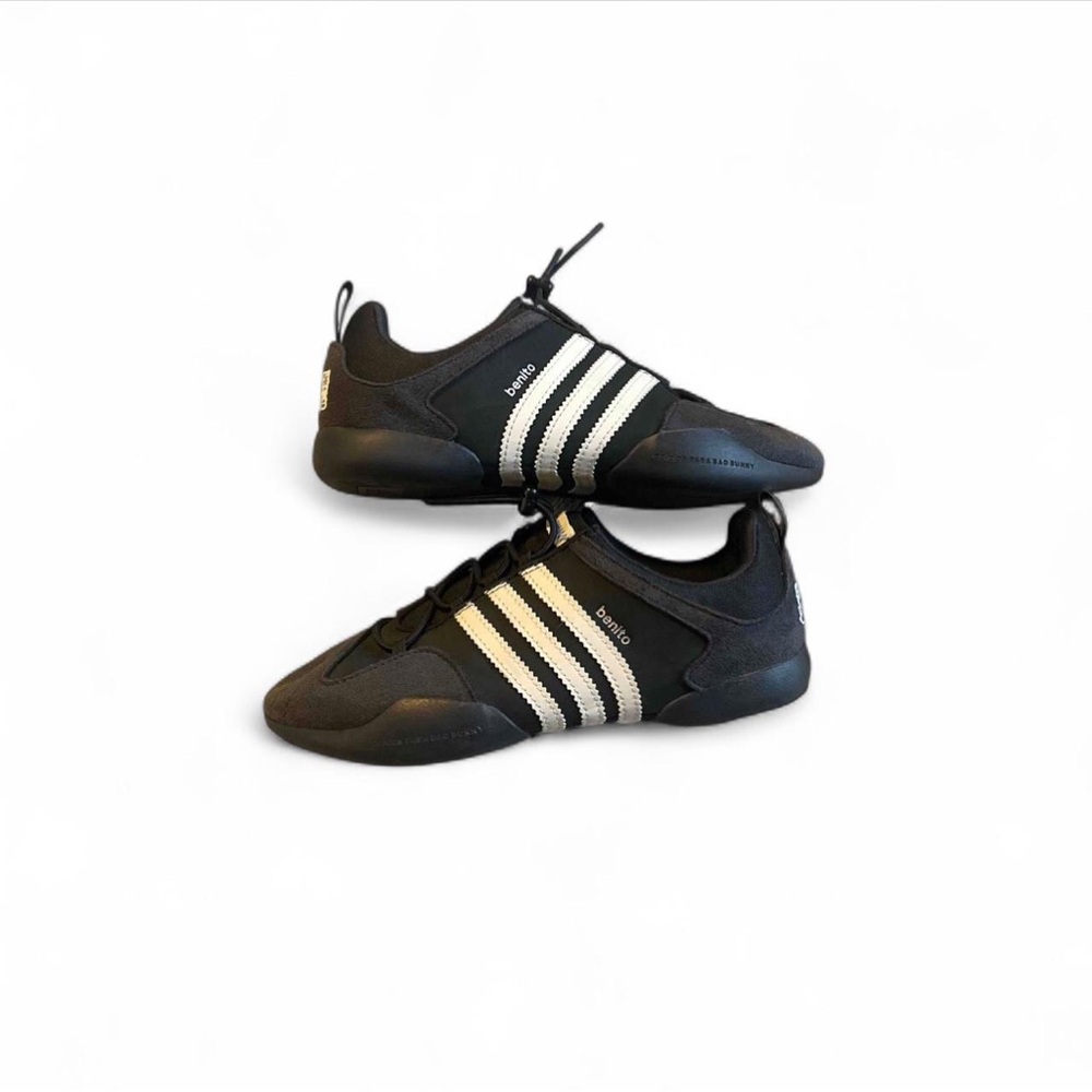 Adidas Men's Black and White Sneakers